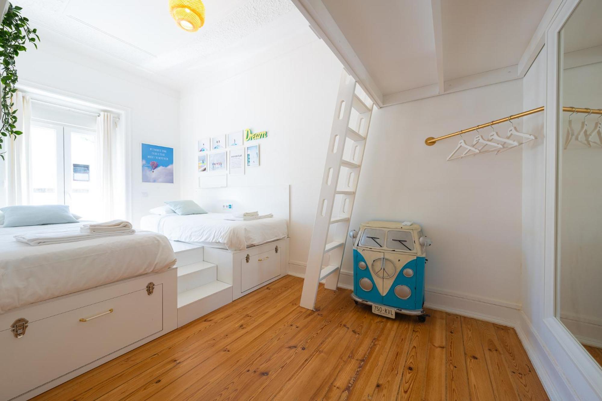 Wanderful Home - Travel Themed Apartment Lissabon Buitenkant foto